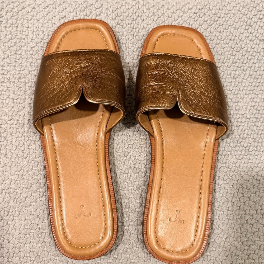 Never Worn (!) Tecovas Copper Metallic Leather Slides